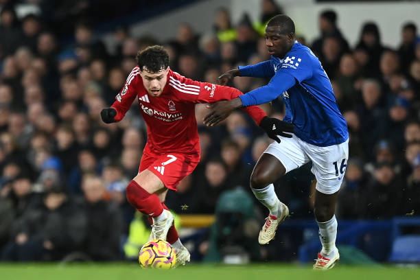 率至少两支 率至少两支